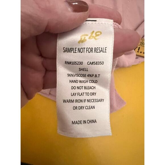 Equipment Long Sleeve Crew Neck Relaxed Pullover Sweater Pink Women's Small NWT - Picture 5 of 5